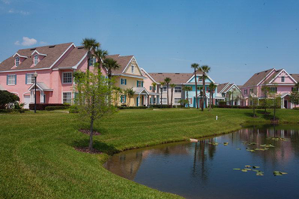 Orlando Florida Vacations - Runaway Bay Beach Resort Vacation Deals