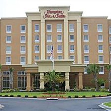 Savannah Vacations - Hampton Inn and Suites Historic District vacation deals