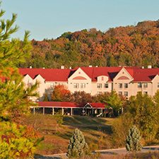 59 All Inclusive Branson Mo Getaway And Fun Package Deal 3 Days 2 Nights Welk Resort Mini Suite Free Ripley S Believe It Or Not Tickets