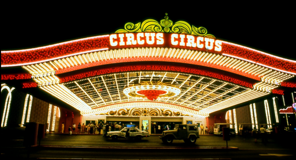 69 Las Vegas 3 Day Excalibur Stratosphere Circus Circus